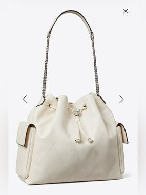 Tory Burch LARGE CHARLIE QUILTED DRAWSTRING SHOULDER BAG - White Cream Like New
